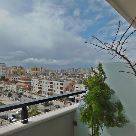 VlorëComfy Apartamentアパートメント エクステリア 写真
